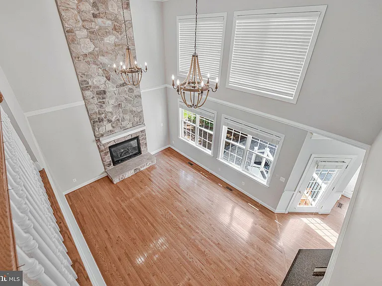 5834 Seven Pines Ct — Photo 32