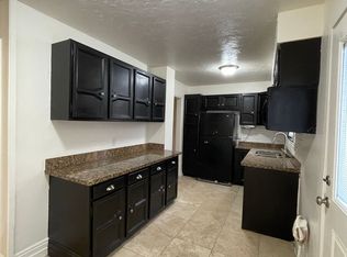 7636 S Steffensen Dr, Salt Lake City, UT 84121