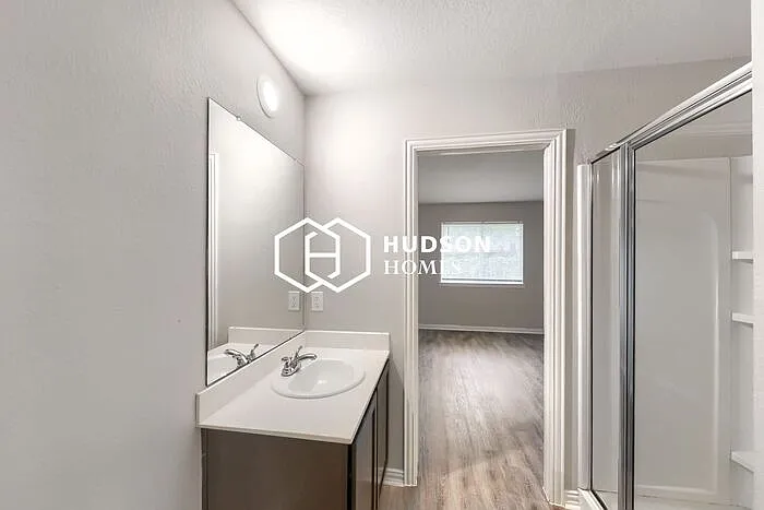 9943 Valley Wind Dr — Photo 11