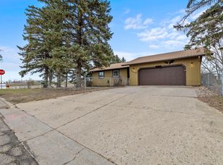 1410 1st St NE, Minot, ND 58703