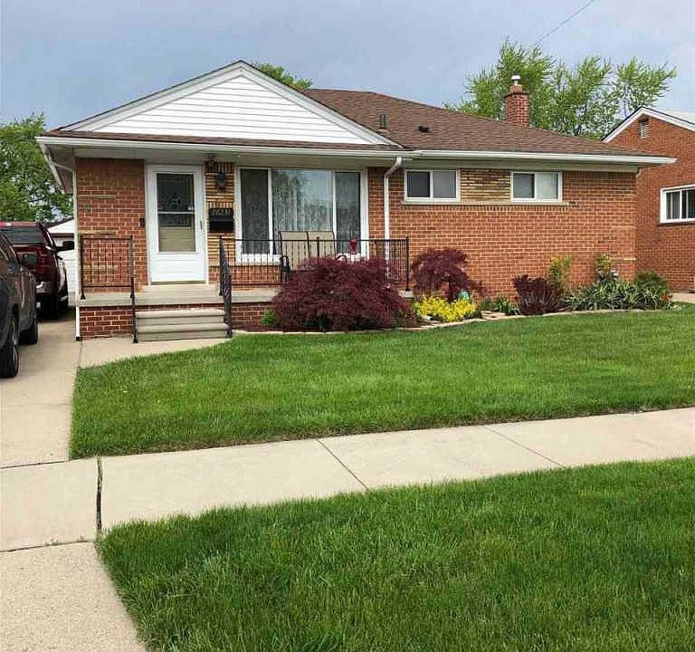 1st image of 26231 Janet Ct