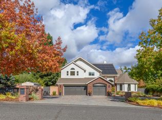 10 Chamberlain Ave, Novato, CA