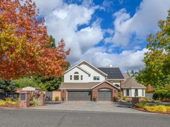 10 Chamberlain Avenue, Novato, CA 94947