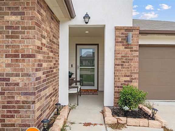 4th image of 6903 Amber Cliff Ln