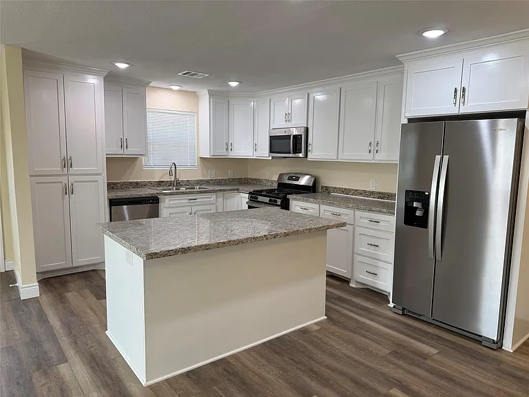 2623 Morning Glory Dr — Photo 9