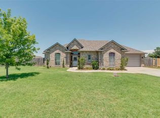 207 Cherry Ave W, Fletcher, OK 73541