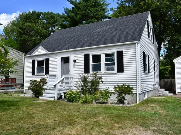 40 Merrymeeting Road, Brunswick, ME 04011