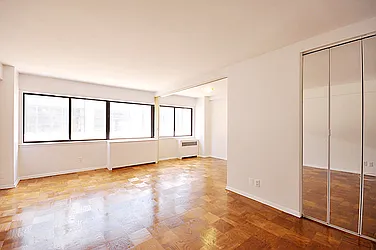 Sold by Sumitomo Real Estate Sales