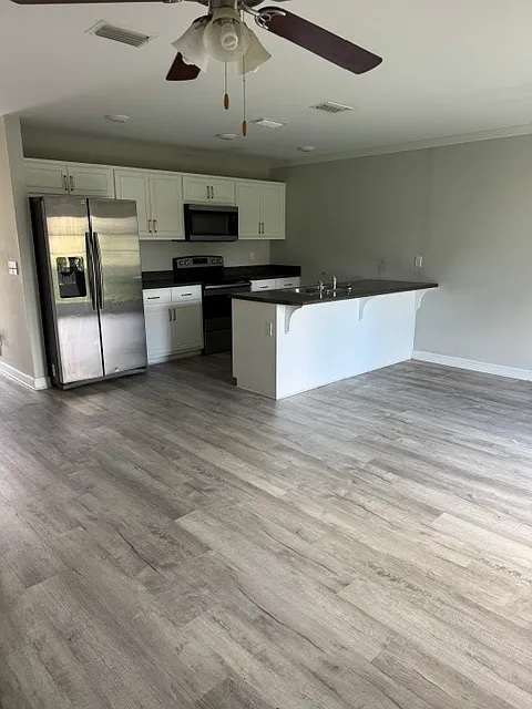 3 bed, 2.5 bath, 1200 sqft, $1,700 — Photo 4