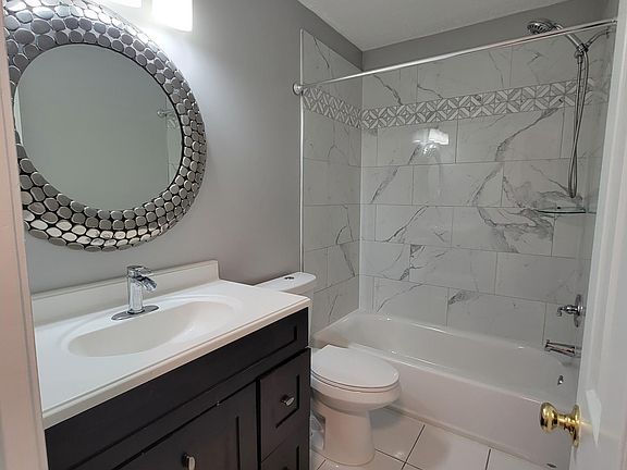 5th image of 12021 Calico Woods Pl