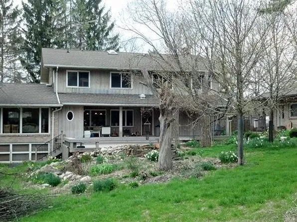 1599 Pierce Rd, Chelsea, MI 48118