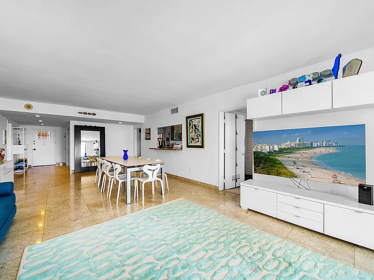 5825 Collins Ave #10G — Photo 10
