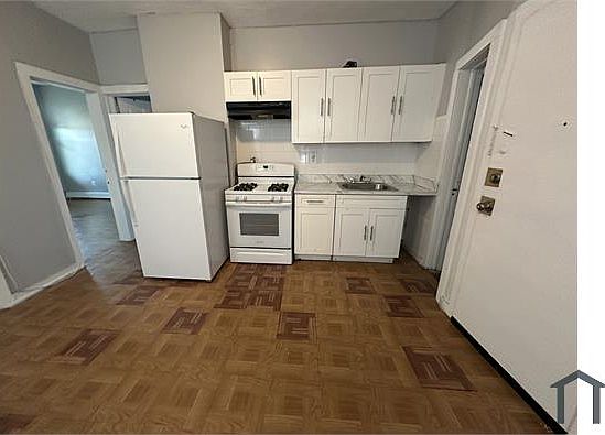 1st image of 637 S Park St #6