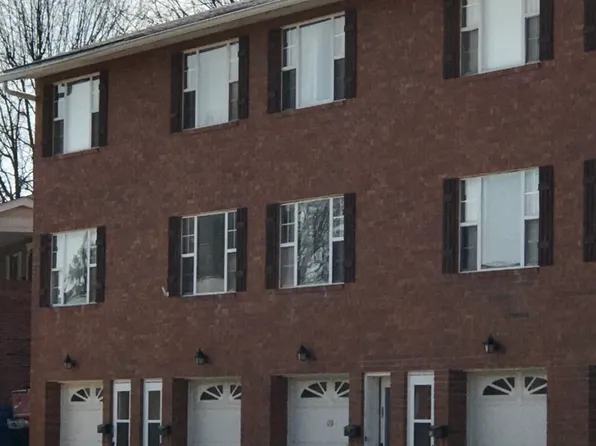 426 Tracy Ln #10, Saint Clairsville, OH 43950