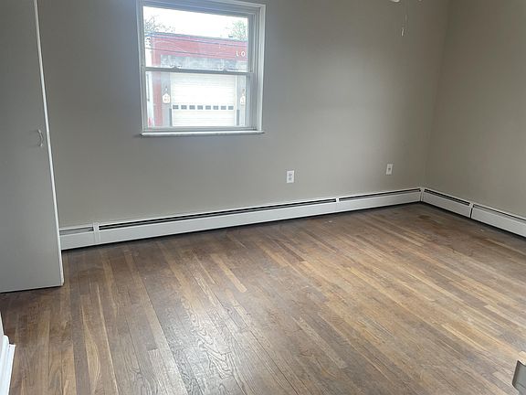 3rd image of 101 S Cooper Ave APT 1