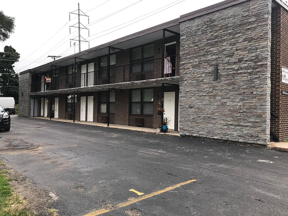 1st image of 11545 W Grand Ave APT 4