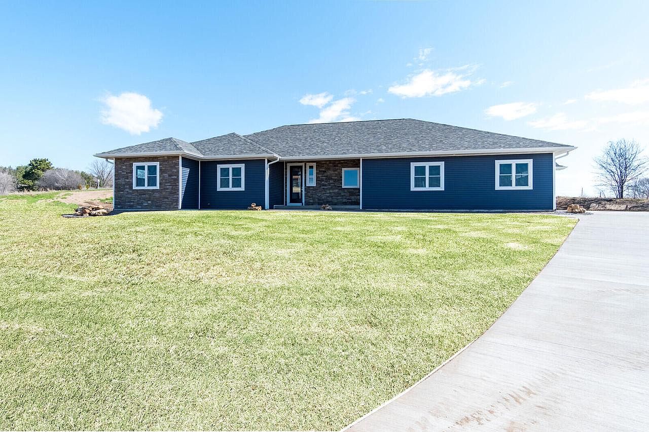 W7856 Prairie Clover PLACE, Holmen, WI 54636 MLS 1871071 Zillow