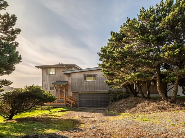 1190 Beach Loop Dr SW, Bandon, OR 97411