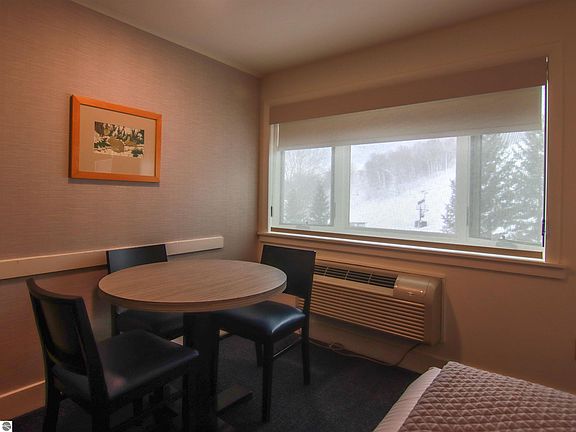4th image of 346 Crystal Mountain Dr Unit 12400-346