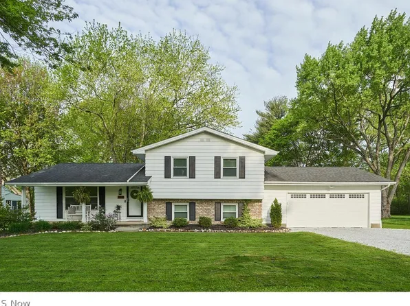 1518 Sunside Dr, Copley, OH 44321