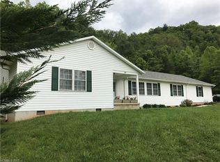 350 Bob Barnwell Rd, Fletcher, NC 28732