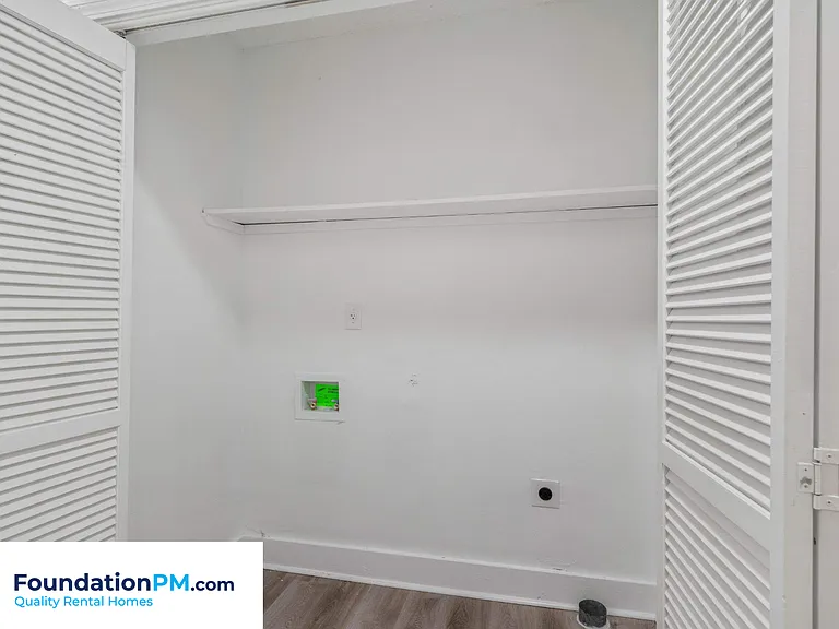 3749 Rhea Ave — Photo 14