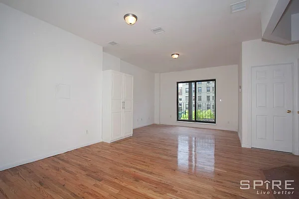 Rented by Spire Group | media 17