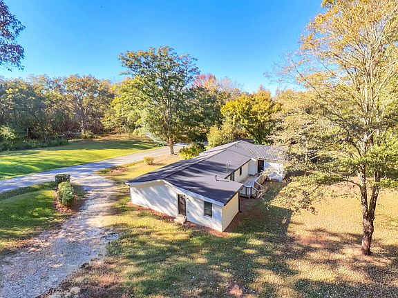 4th image of 61 Davenport Mill Rd