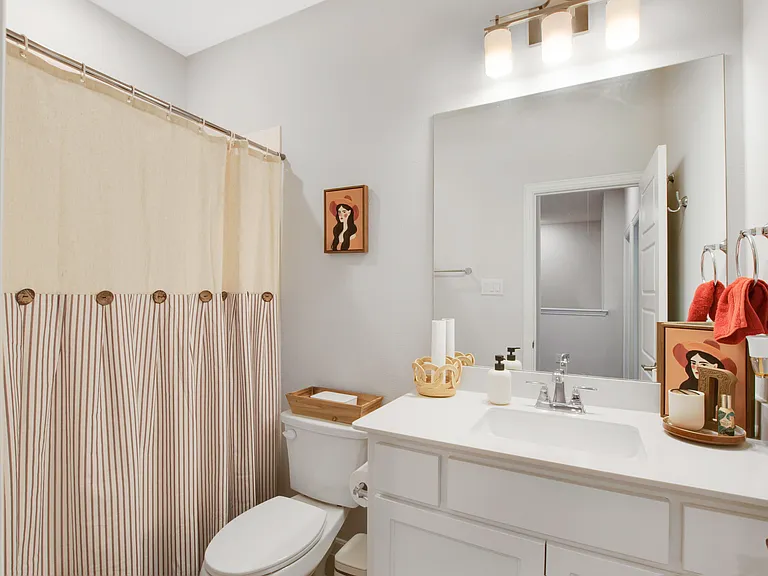 6628 Kort St — Photo 30