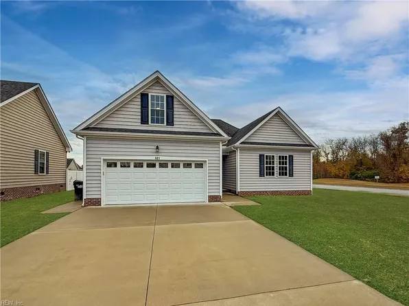 601 Millbrooke Cir, Elizabeth City, NC 27909