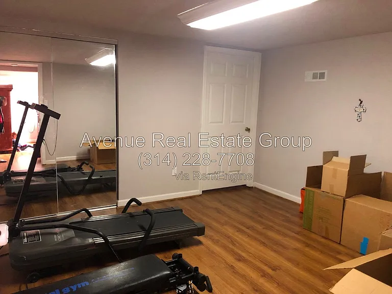 733 Jares Ct — Photo 17