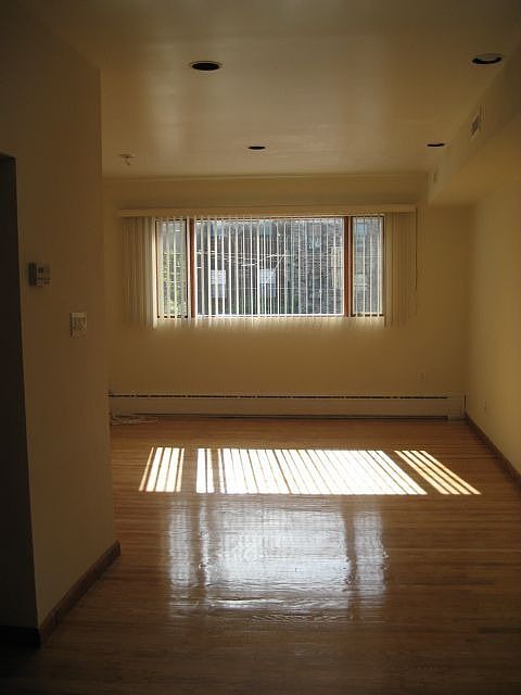 1st image of 1181 S 11th St