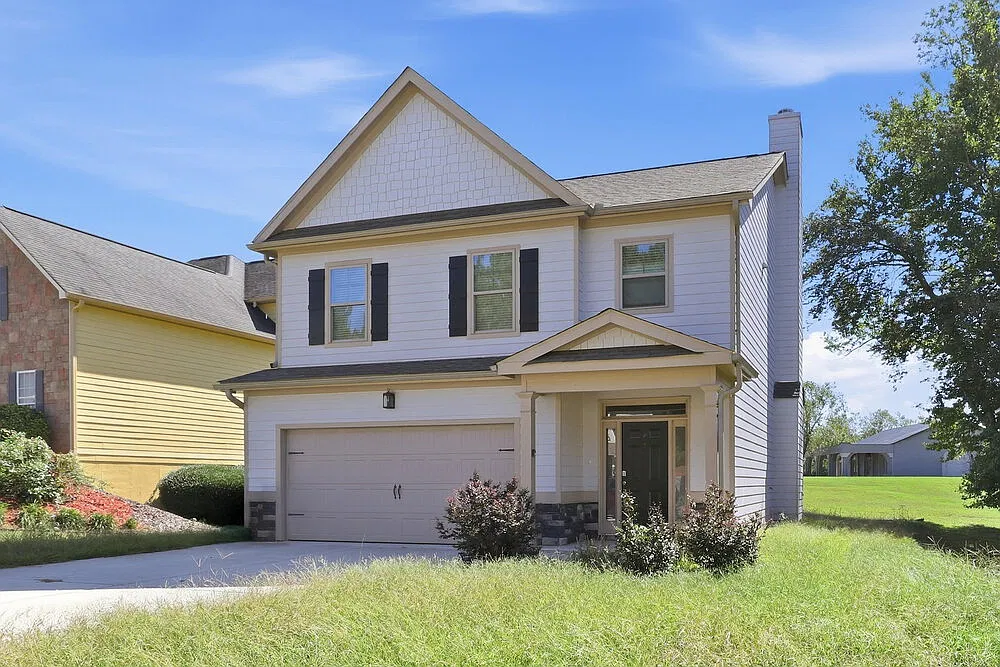 4 bed, 2.5 bath, 1898 sqft, $2,280 — Photo 4