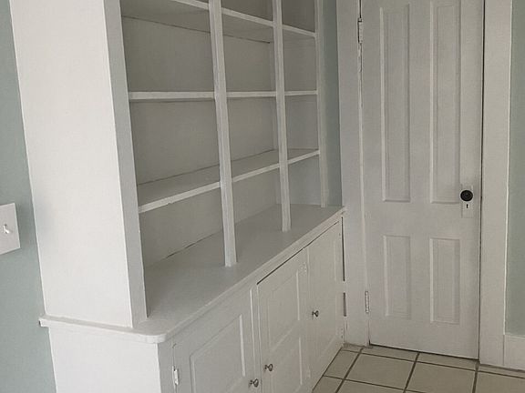 2nd image of 305 N Winton Rd Unit 2