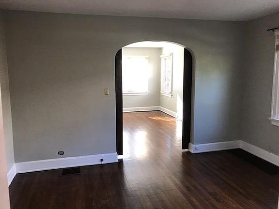 3rd image of 3250 Nash Ave
