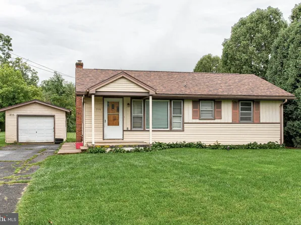 9492 Sugar Grove Rd, Huntingdon, PA 16652