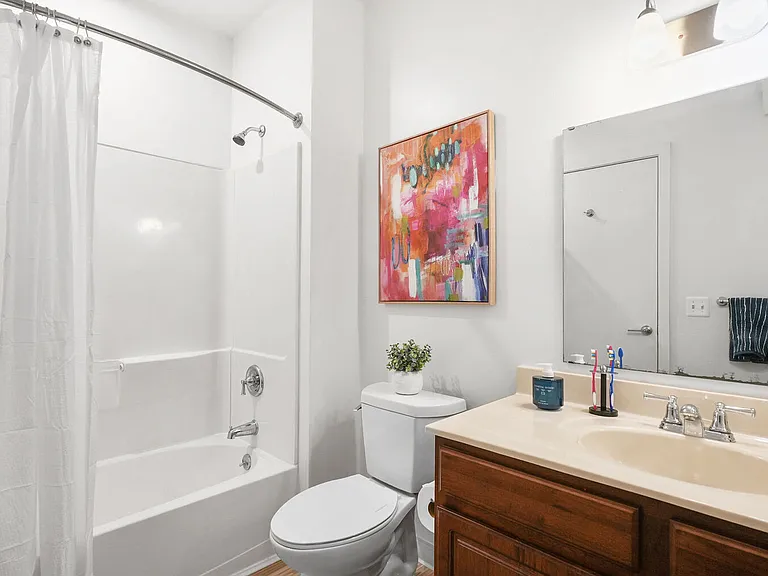 South Cap Apartments — Photo 17
