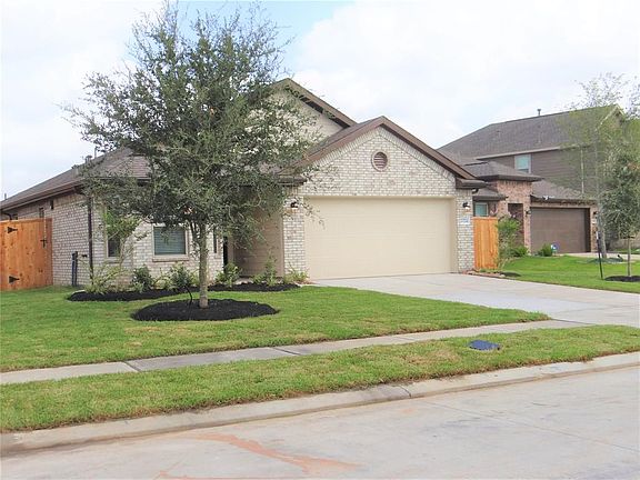 3rd image of 20214 Creekdale Bend Dr