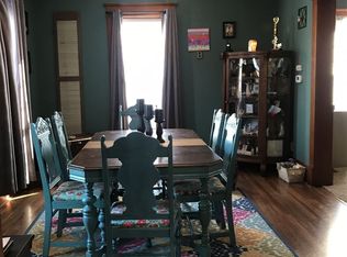 613 6th St, Gladbrook, IA 50635