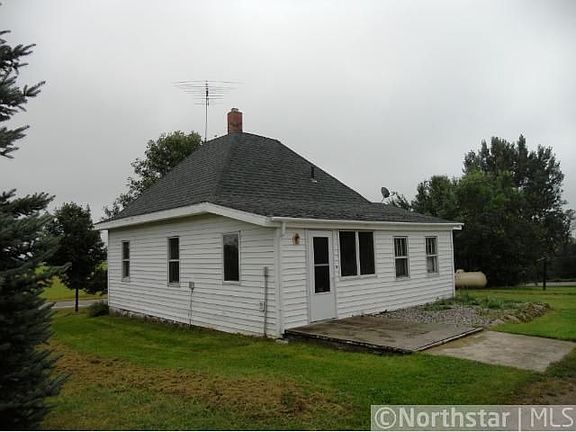 3rd image of 44487 County Road 3