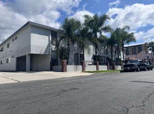 5131 De Longpre Ave APT 30, Los Angeles, CA 90027