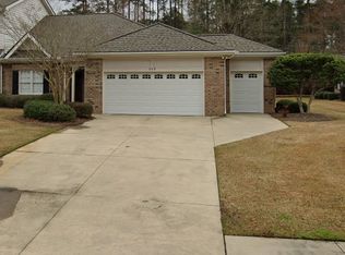 222 Lakepark Cir, Smithfield, NC 27577