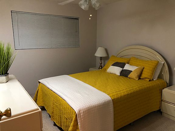 4th image of 575 N Villa Ct Unit 212