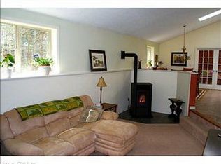 317 Senexet Rd, Woodstock, CT 06281