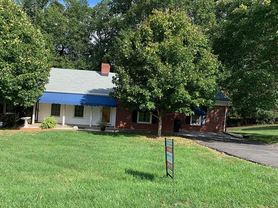 1st image of 3819 Moorman Dr