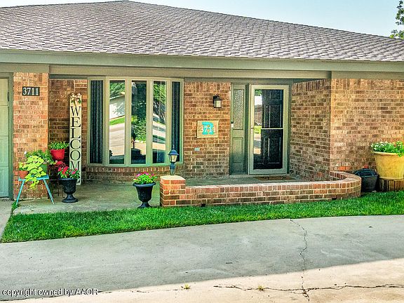 3rd image of 3711 Montague Dr