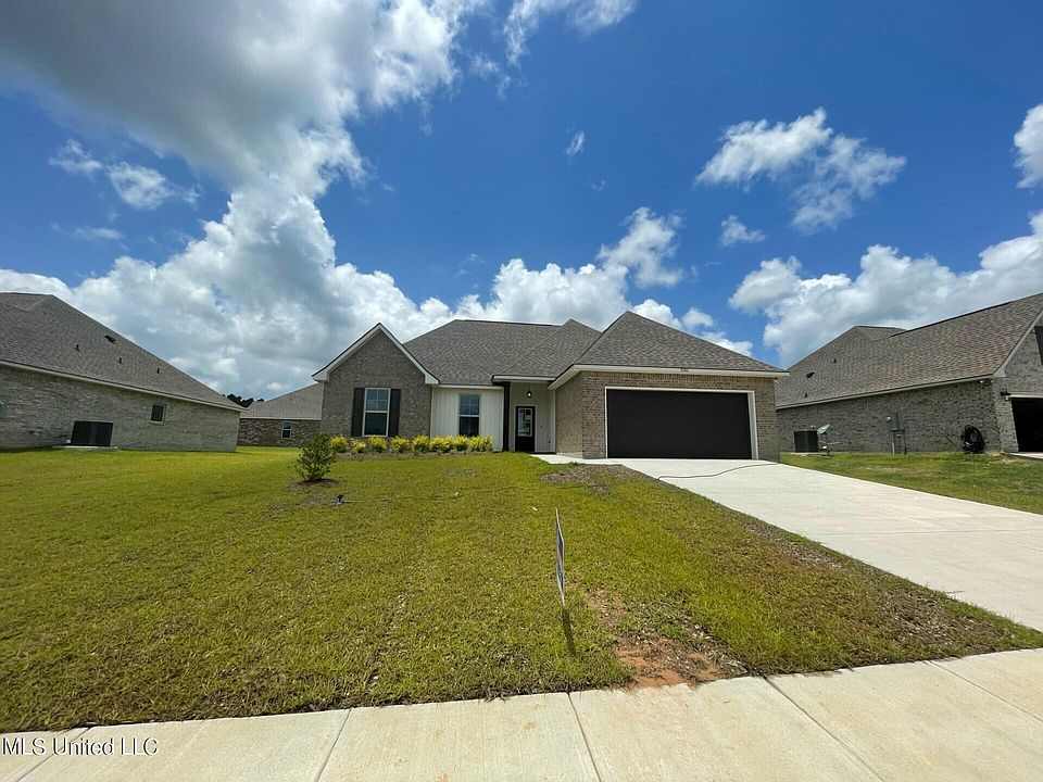 1st image of 15361 High Point Dr