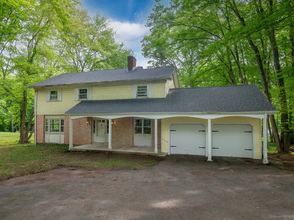 949 Long Hill Road, Guilford, CT 06437