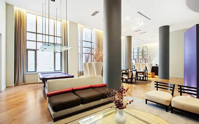 Rented by Compass | media 7