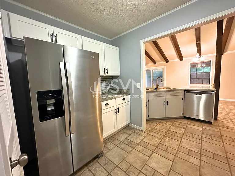 662 Ridgewood Dr — Photo 17